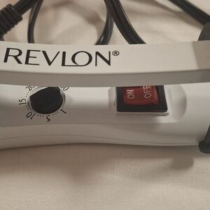 Revlon White Hair Styling Tool